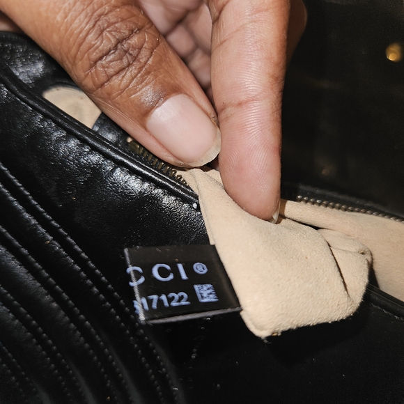 ~SOLD~Gucci GG Marmont Black Leather Shoulder Bag. - Picture 8 of 12